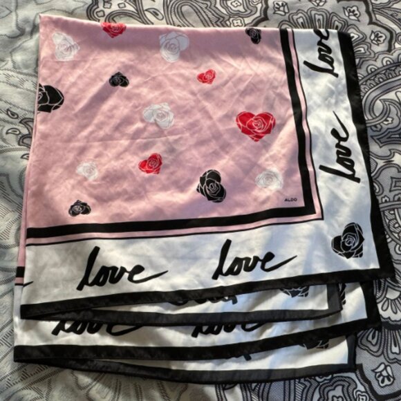 [RARE] Aldo 2018 Valentines Day Limited Edition Collection  Scarf - Picture 1 of 16